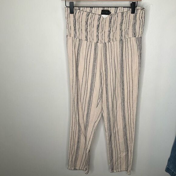 Hatch Beach Pants In Sunita - Picture 4 of 9